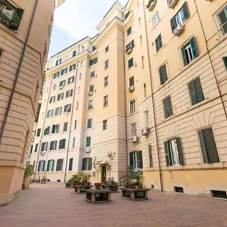 Trastevere Four Seasons Feltre Appartement *