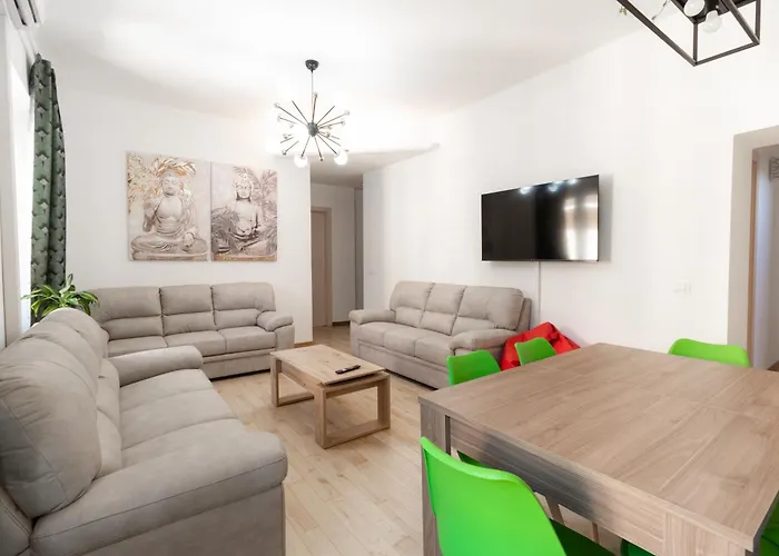 Trastevere Four Seasons Feltre Roma